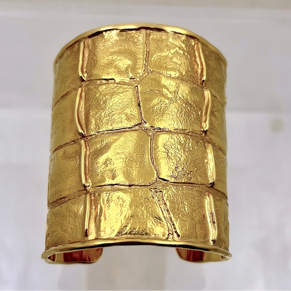 MONIKA CHIANG Gold CROC Cuff Bracelet